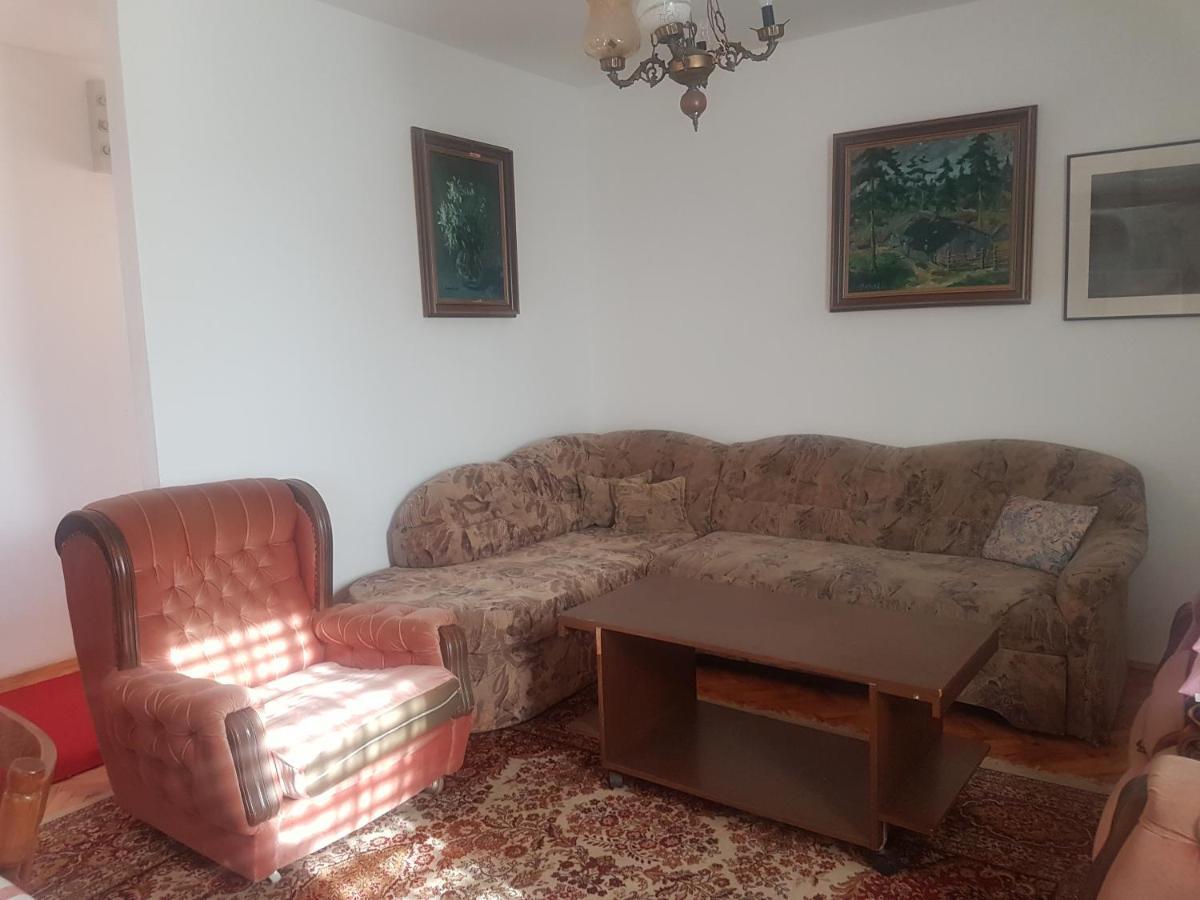 Apartment Maja Omisalj